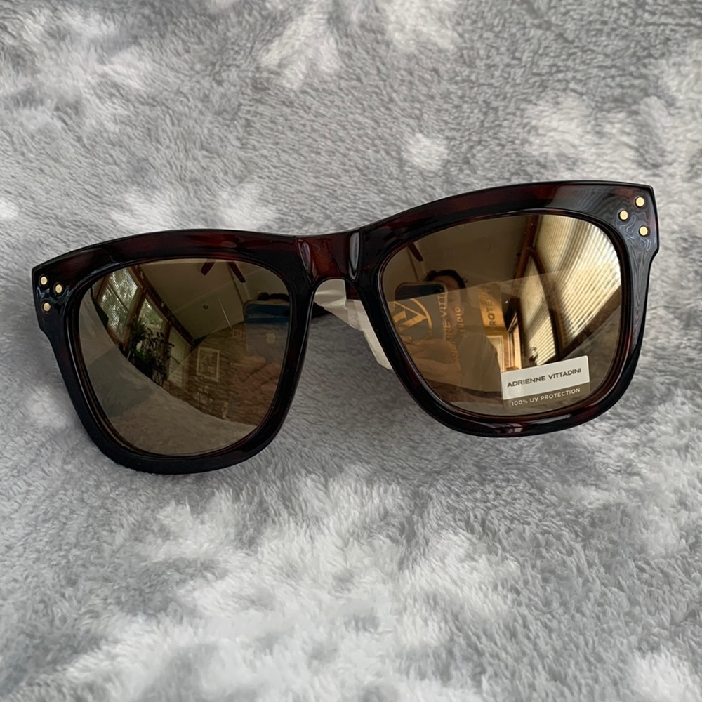 ✅FIRM PRICE✅Adrienne Vittadini Sunglasses